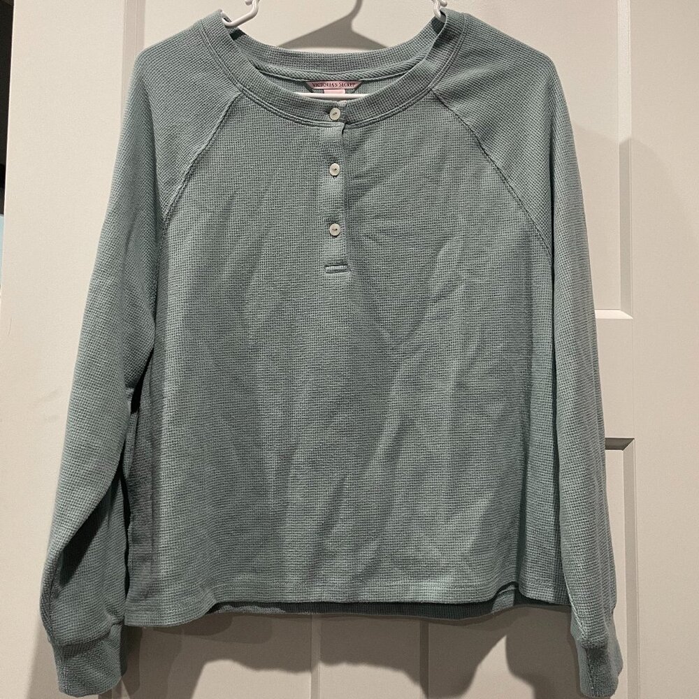 VS Sleep Shirt
